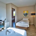 Adonis Bayonne Hotel 3*
