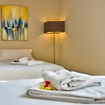 Hotel Adonis Bayonne 3*