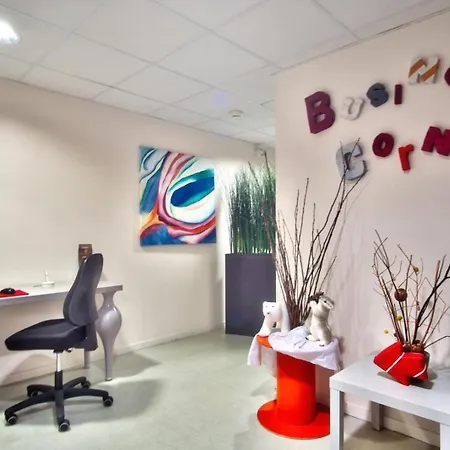 Adonis Bayonne Отель Lahonce