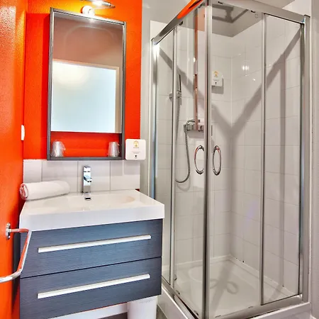 Adonis Bayonne Hotel 3*