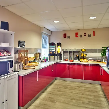 Hotel Adonis Bayonne 3*