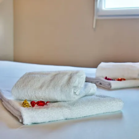 Adonis Hotel Bayona