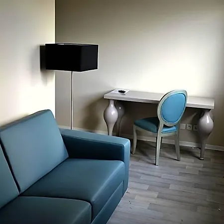 Szálloda Adonis 3*