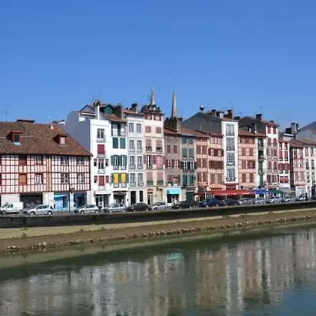 Adonis Bayonne 3* Lahonce