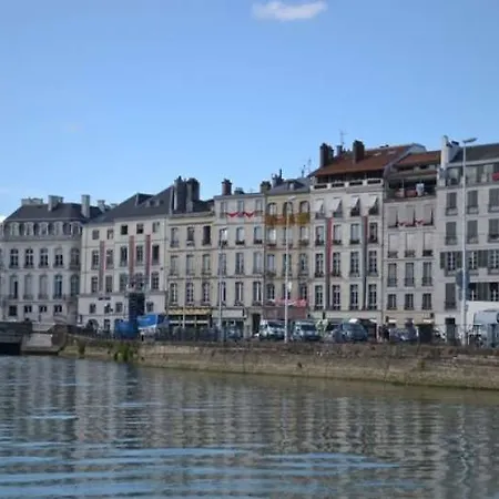 Adonis Bayonne Hotel 3*