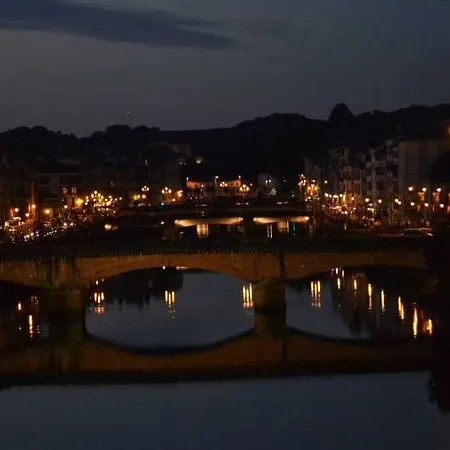 Adonis Bayonne Отель