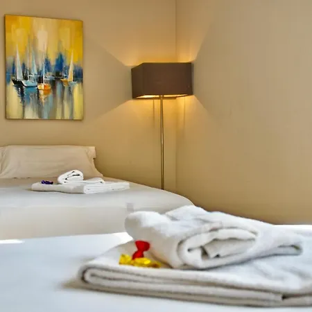 Hotel Adonis 3*