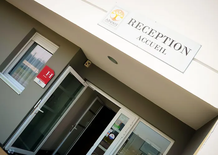 Adonis Bayonne Lahonce