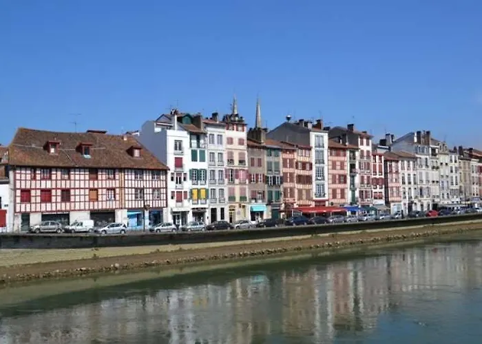 Adonis Bayonne 3* Lahonce