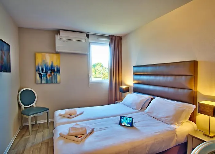 Hotel Adonis Bayonne