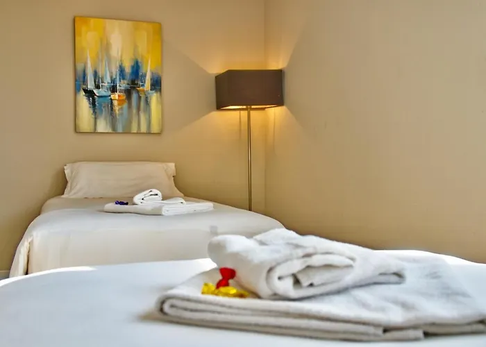 Hotel Adonis Bayonne 3*