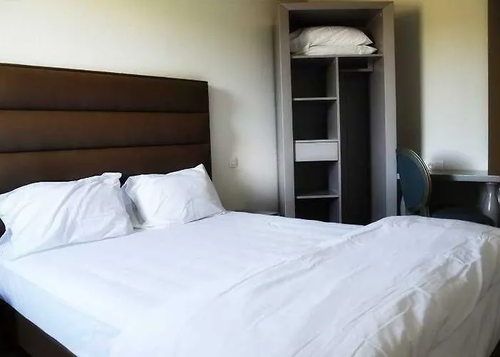 Adonis Bayonne Hotel Lahonce